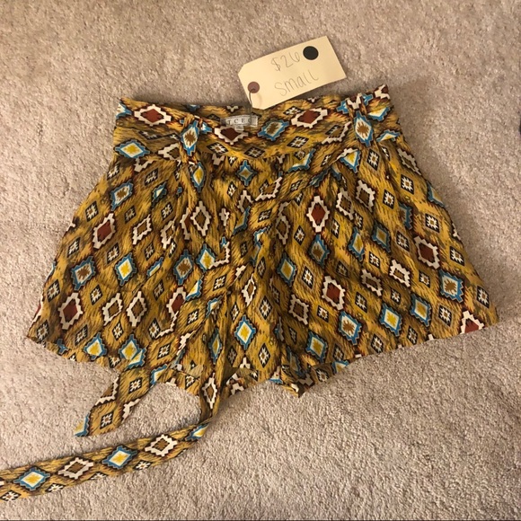 TCEC Aztec Print Shorts - Picture 2 of 5